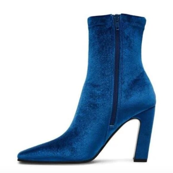 NEW Steve Madden Vinka Suede Square Toe Block Heel Booties in Blue Velvet - Picture 4 of 7